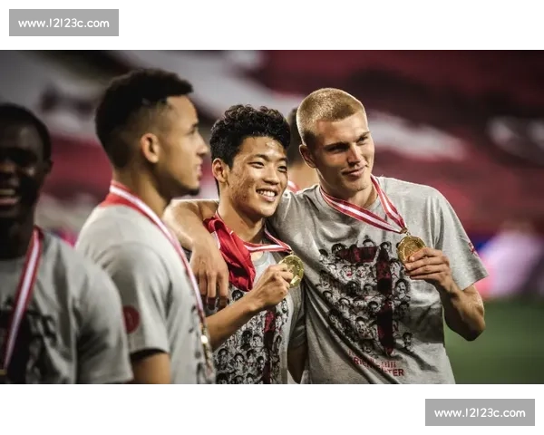 这波操作太秀了!ESL职业联赛冠军榜新科冠军闪耀登场